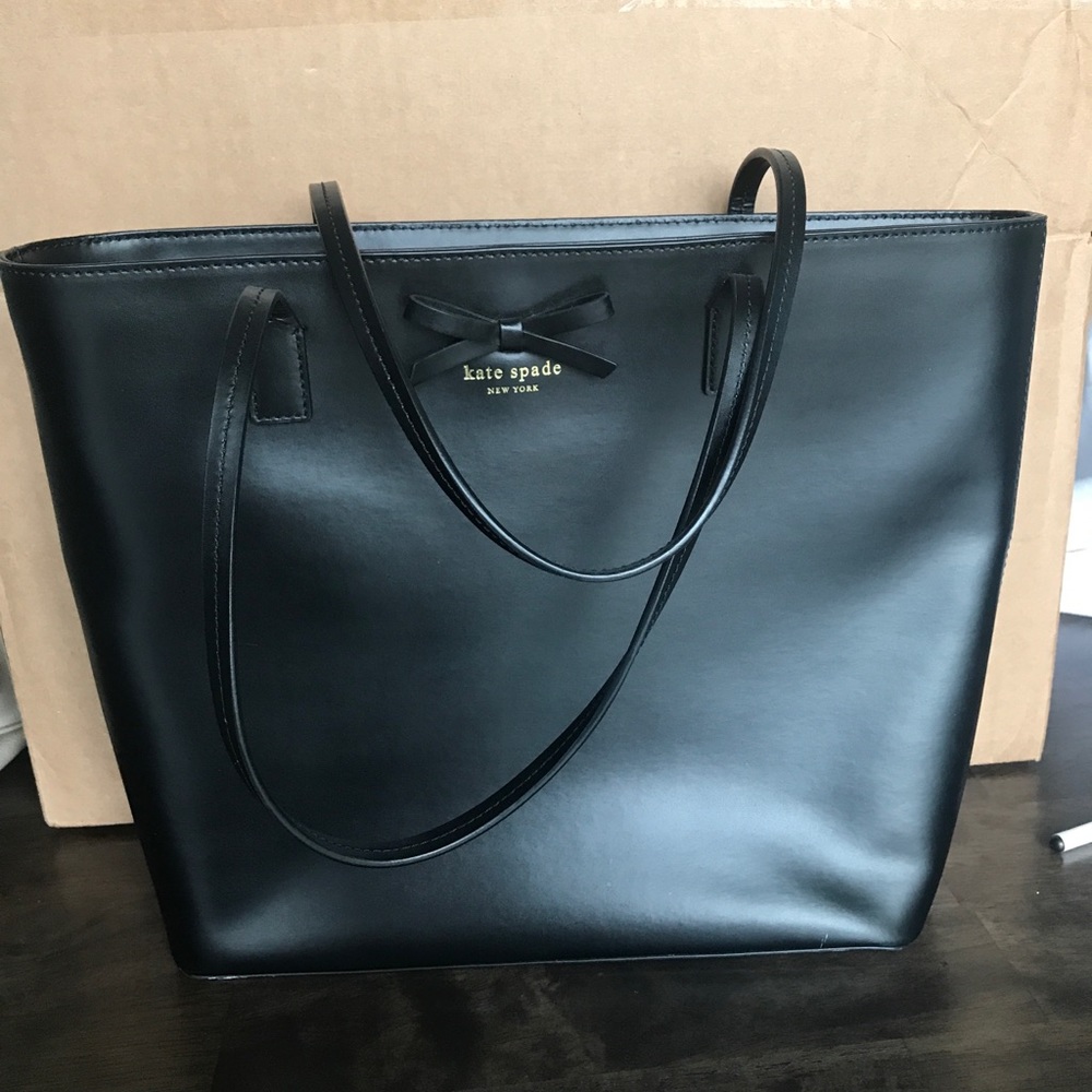 Authentic Kate Spade tote!